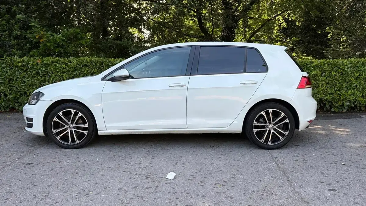Used VW Golf VII Edition 2016 White Hatchback