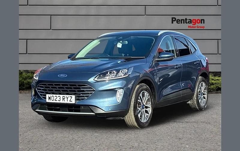 Used Ford Kuga Titanium 147 HP (108 kW) 2023 Blue SUV