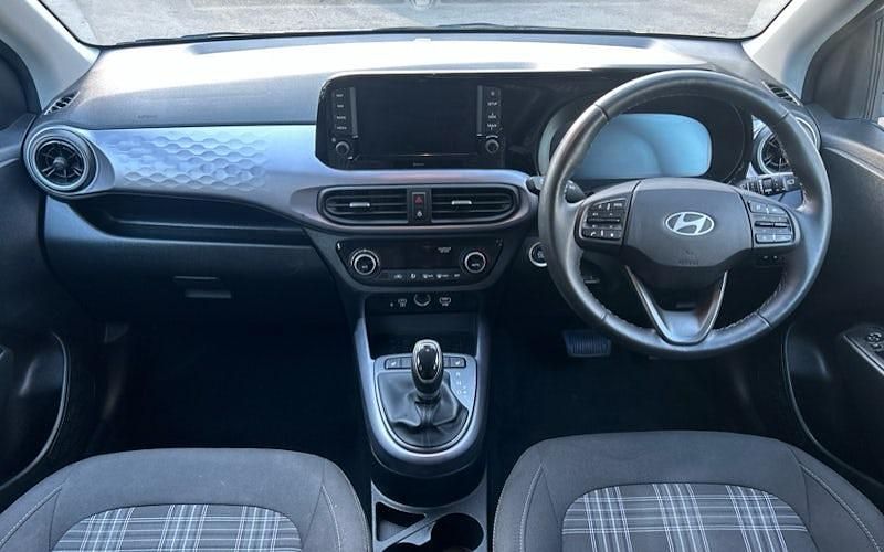 Used Hyundai i10 Premium 79 HP (58 kW) 2026 Hatchback