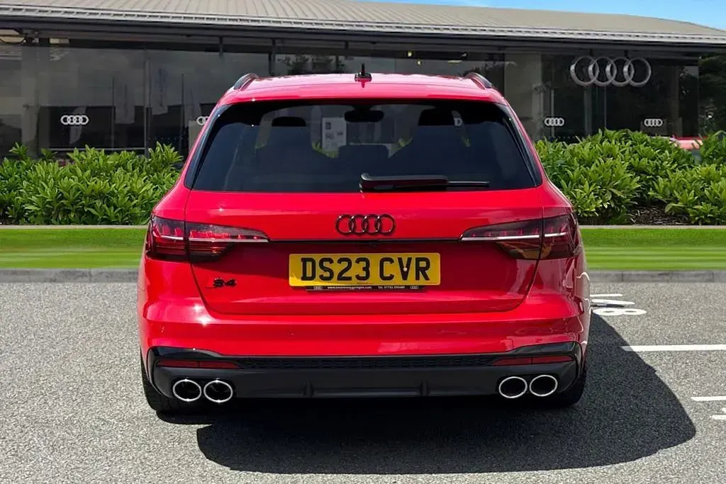 Used Audi S4 Black Edition 341 HP (250 kW) 2023 Red Estate