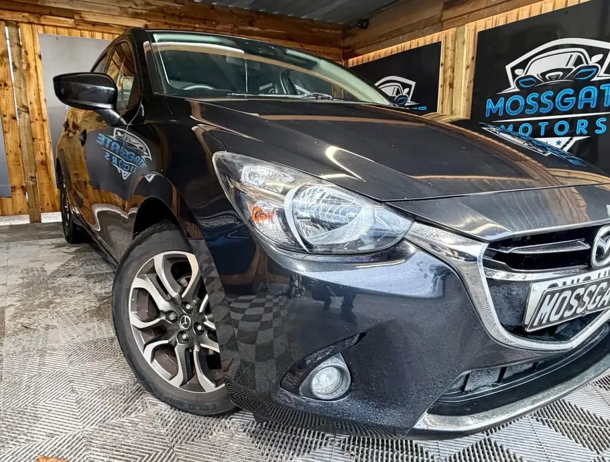 Used Mazda 2 Inclusive 105 HP (77 kW) 2016 Black Hatchback