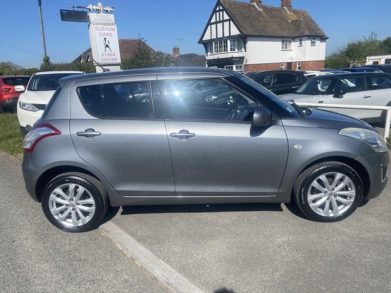 Używany Suzuki Swift SZ3 2016 Szary Hatchback