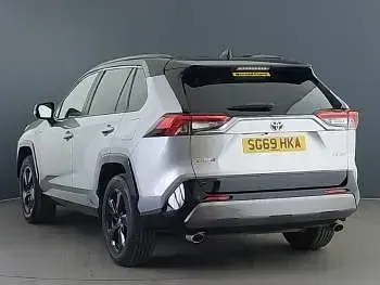 Used Toyota RAV4 Hybrid 218 HP (160 kW) 2019 Silver SUV