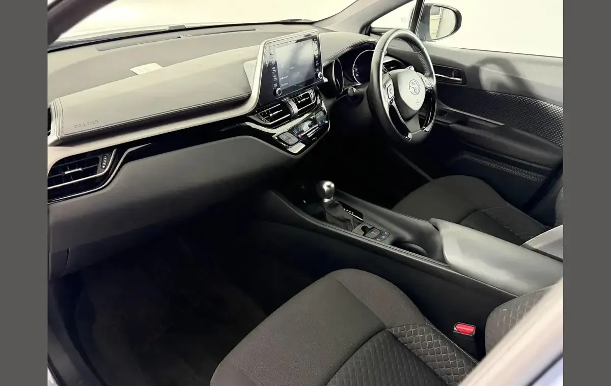 Used Toyota C-HR 122 HP (89 kW) 2021 Grey SUV
