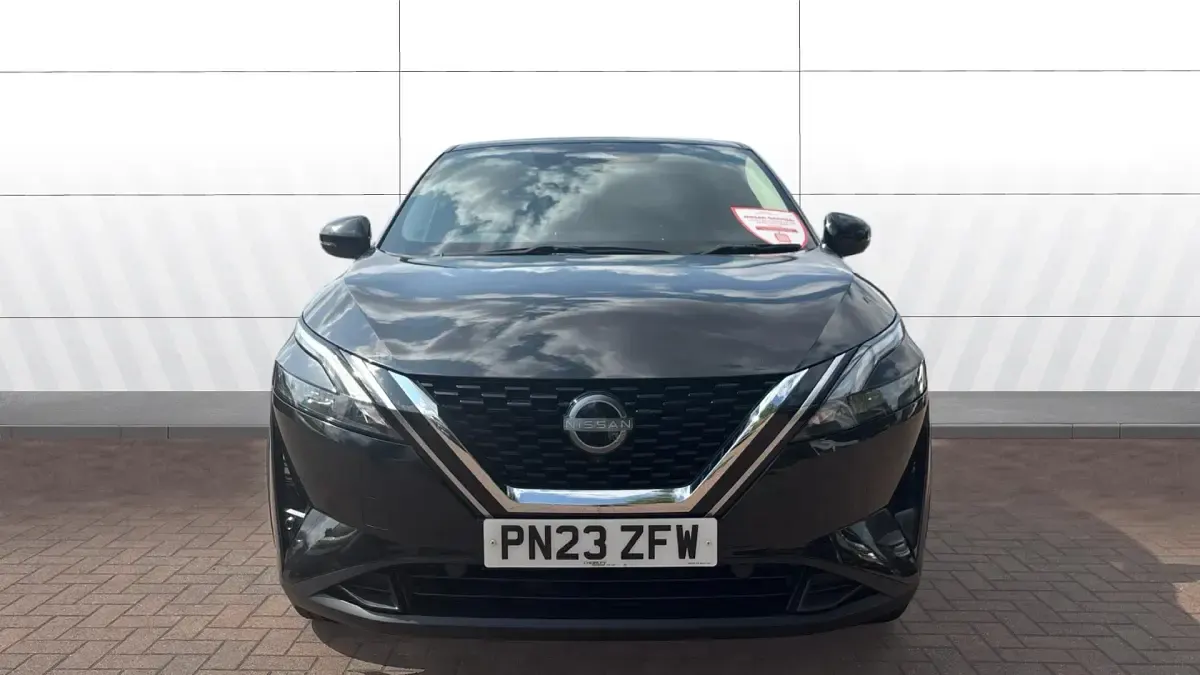 Used Nissan Qashqai N-Connecta 140 HP (102 kW) 2023 Black SUV