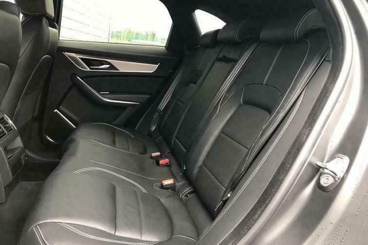 Used Jaguar F-Pace R-Dynamic 204 HP (150 kW) 2021 Eiger grey metallic SUV