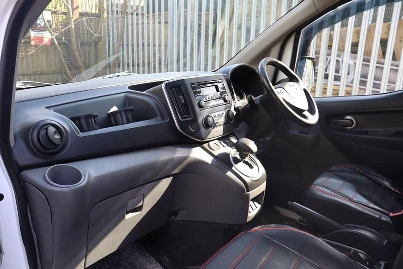 Used Nissan e-NV200 Acenta 2014 White MPV