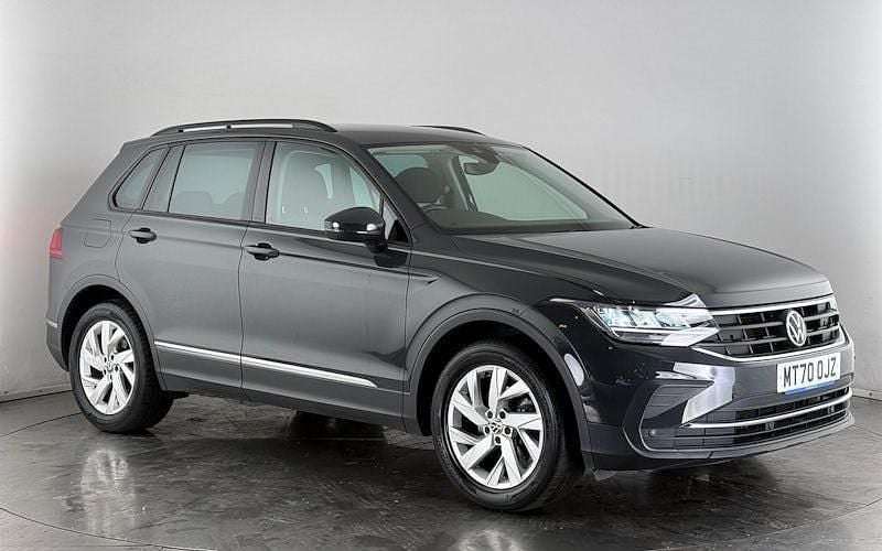 Used 2023 VW Tiguan Life SUV | £17,900 (Super price) - Image 1/3