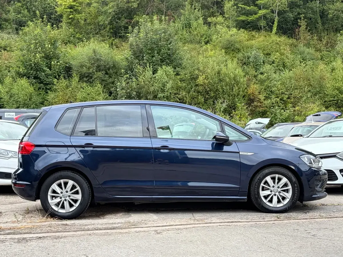 Used VW Golf Sportsvan 110 HP (80 kW) 2016 Blue MPV