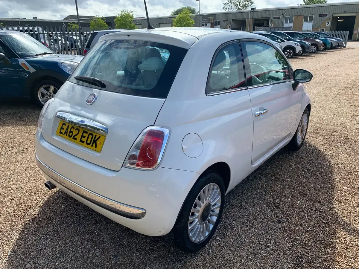 Used Fiat 500 Lounge 69 HP (50 kW) 2012 White Hatchback