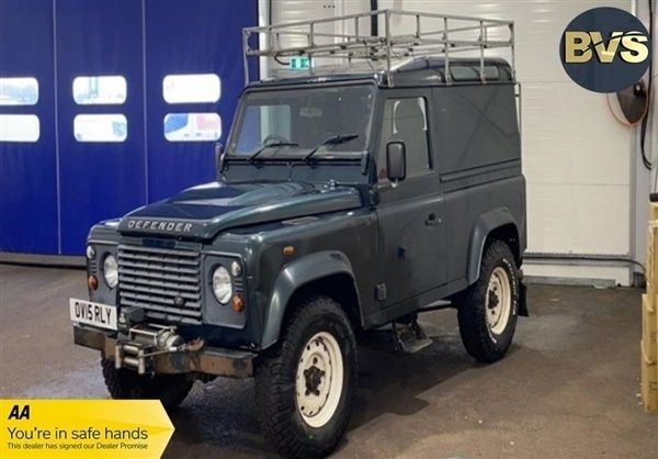 Green Used 2015 Land Rover Defender SUV | £22,140 (Super price) - Image 1/1