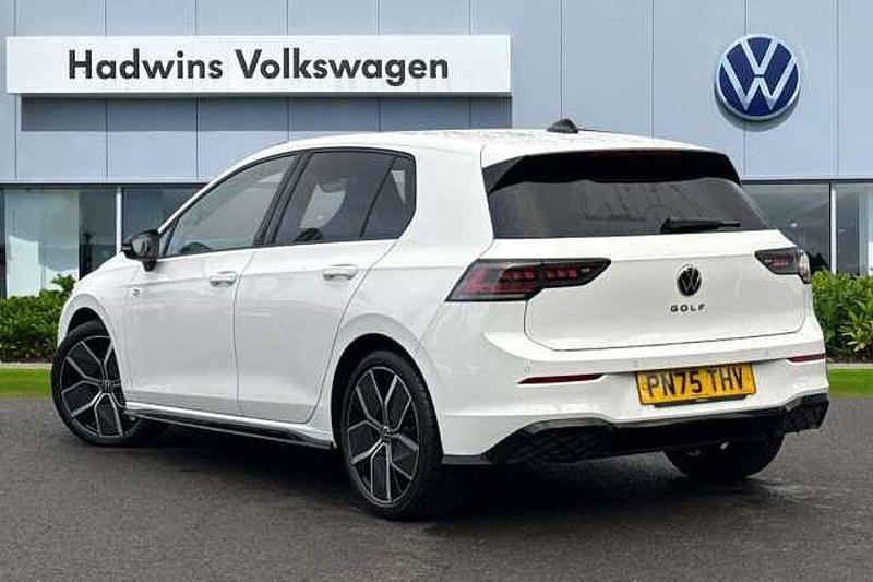 Used VW Golf VIII 150 HP (110 kW) 2025