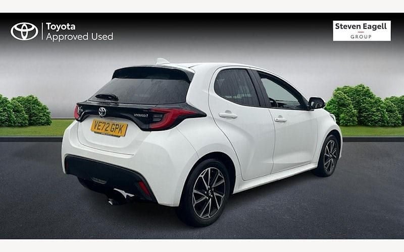 Used Toyota Yaris Hybrid Design 116 HP (85 kW) 2025 Hatchback