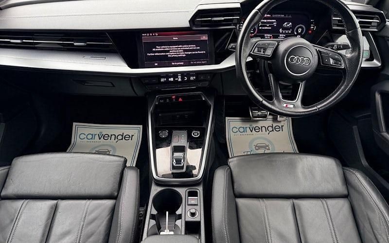 Begagnad Audi A3 S-Line 150 HK (110 kW) 2024 Sedan