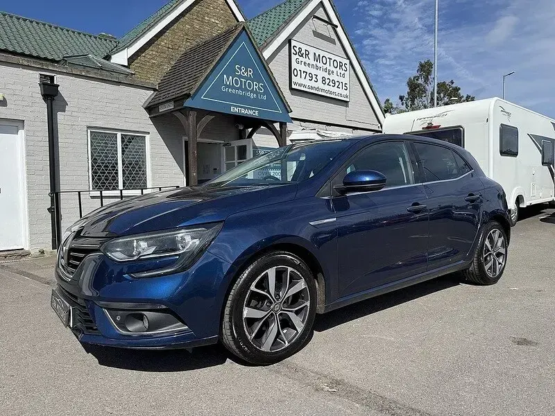 Used Renault Mégane Dynamique 2016 Cosmos blue Hatchback