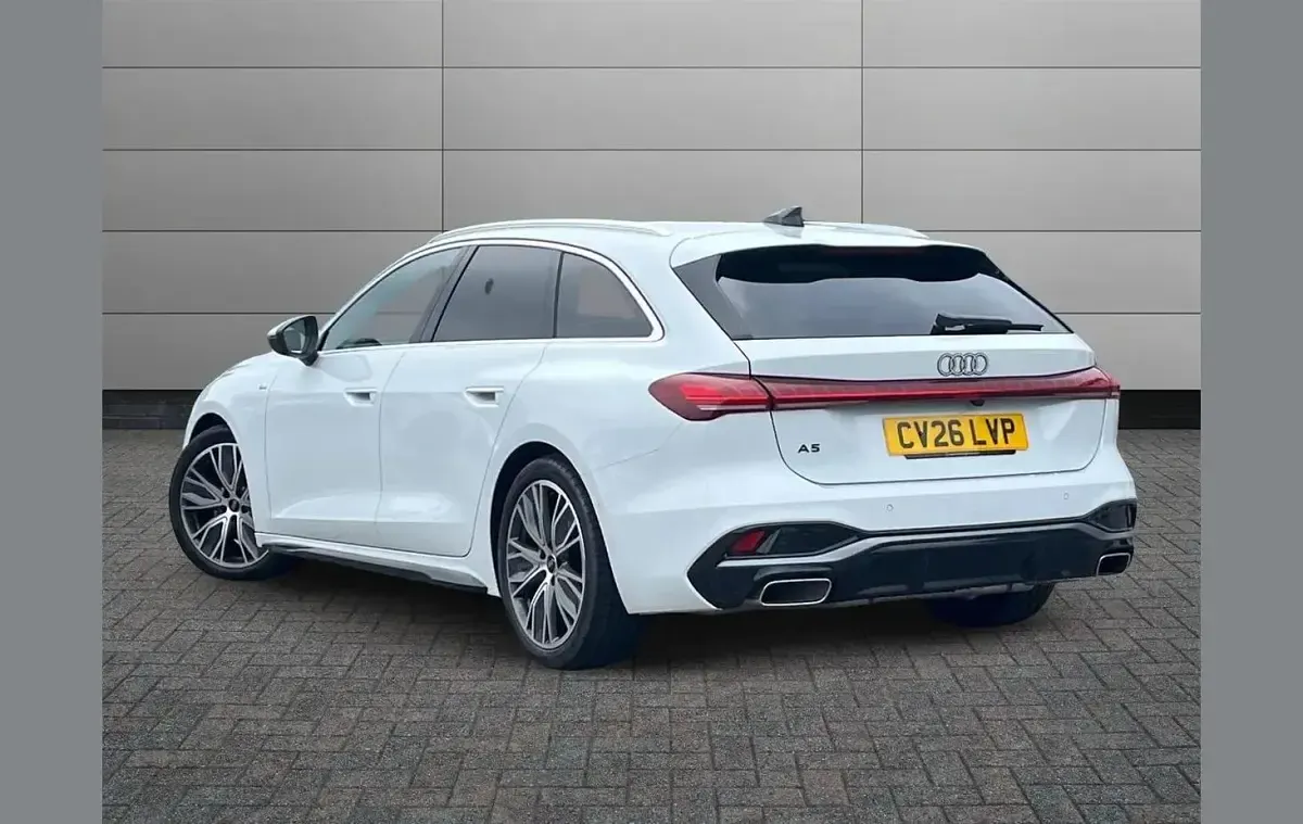 Used Audi A5 S-Line 200 HP (147 kW) 2026 White Estate