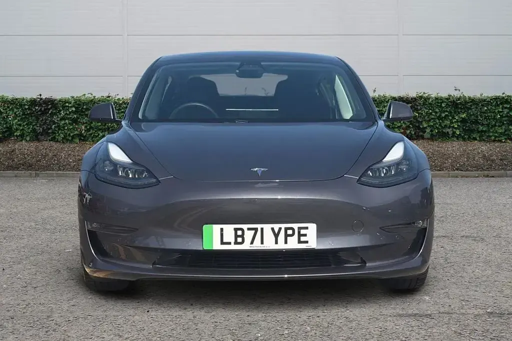Used Tesla Model 3 Long Range AWD 366 kW (498 HP) 2021 Sedan