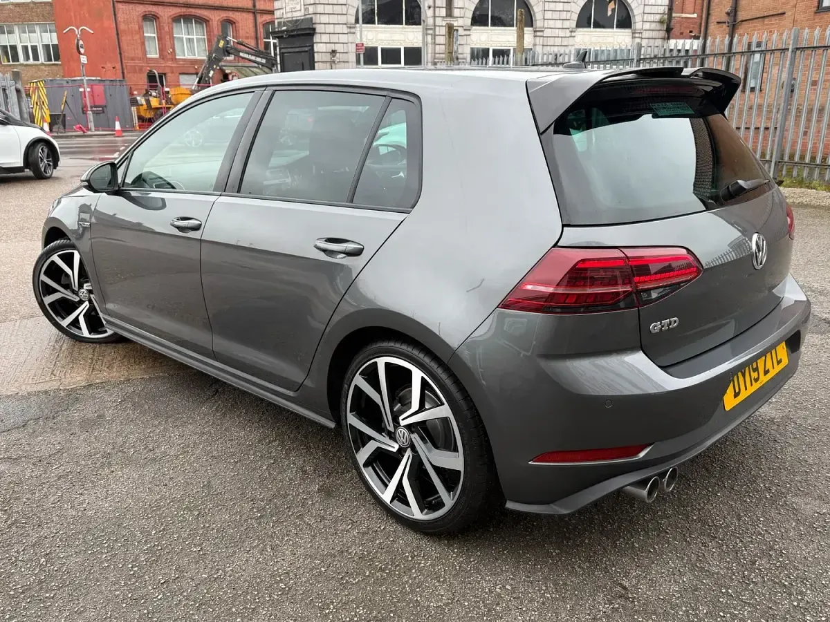 Used VW Golf VII GTD 184 HP (135 kW) 2019 Grey Hatchback