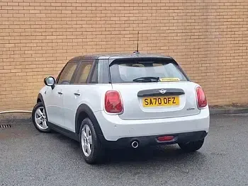 Used Mini Cooper Classic 136 HP (100 kW) 2020 Silver Hatchback