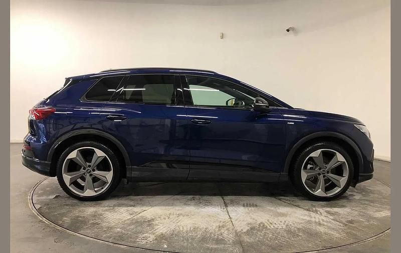 Used Audi Q4 e-tron Black Edition 206 kW (281 HP) 2025 Blue SUV