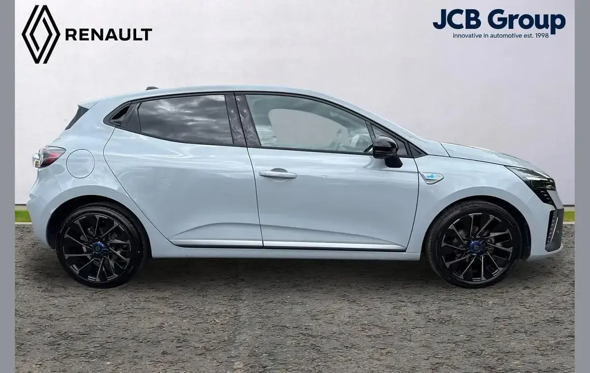 Used Renault Clio Esprit Alpine 90 HP (66 kW) 2025 Grey Hatchback