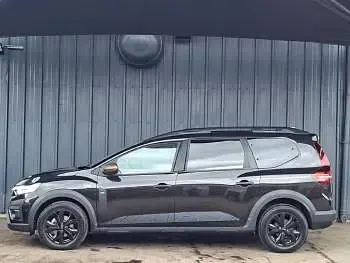Used Dacia Jogger Extreme 140 HP (102 kW) 2024 Black MPV