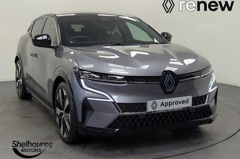 Used 2024 Renault Mégane Komfort Hatchback | £22,295 (Fair price) - Image 1/1
