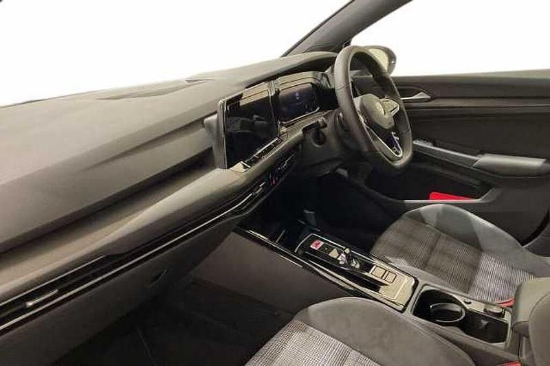 Used VW Golf VIII 245 HP (180 kW) 2023