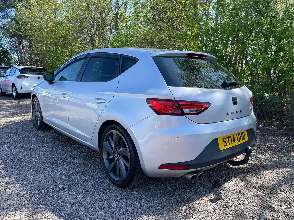 Used Seat Leon FR 184 HP (135 kW) 2014 Silver Hatchback