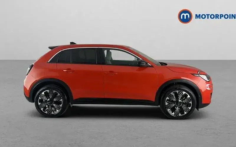 Used Fiat 600E La Prima 114 kW (156 HP) 2026 Hatchback