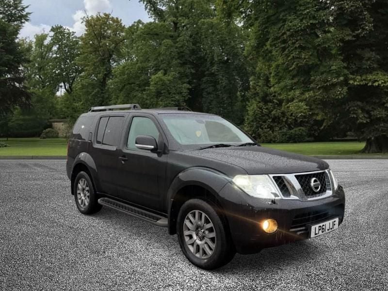 Black Used 2012 Nissan Pathfinder Tekna SUV | £6,495 - Image 1/4