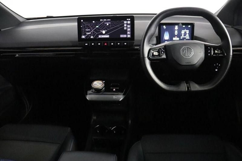 Used MG MG4 EV Trophy 2023 Orange Hatchback