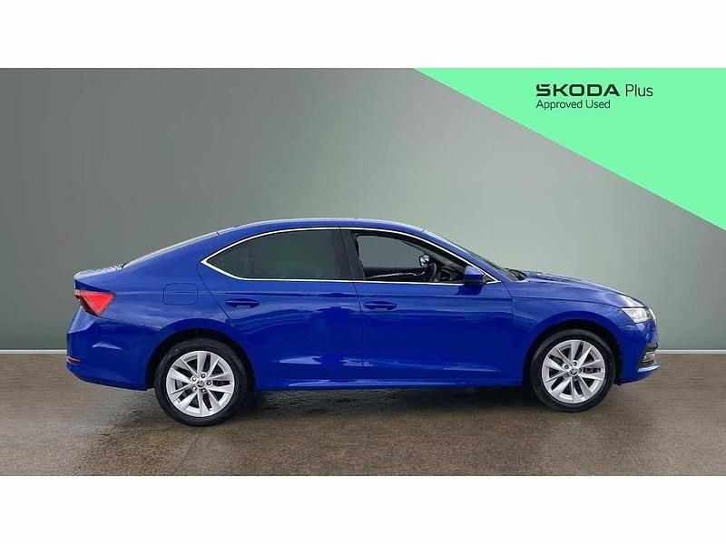Used Skoda Octavia SE L 150 HP (110 kW) 2023 Energy blue Hatchback