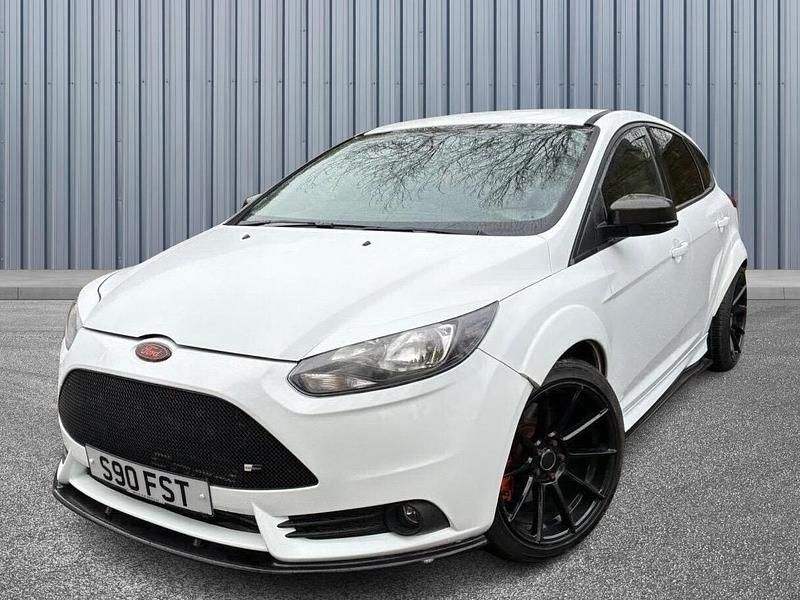 Używany Ford Focus ST 2013 Biały Hatchback