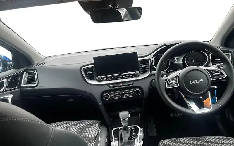 Used Kia XCeed 114 HP (83 kW) 2025 Blue SUV