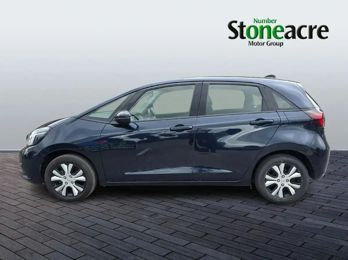 Used Honda Jazz Hybrid 109 HP (80 kW) 2021 Blue Hatchback