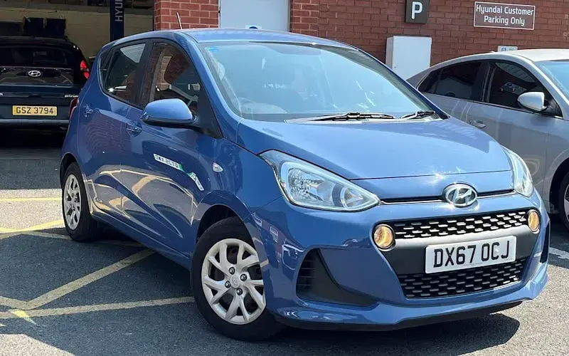 Used Hyundai i10 SE 67 HP (49 kW) 2020 Hatchback