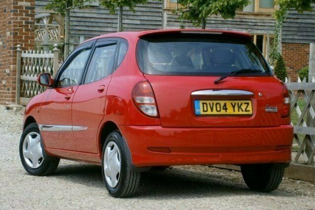 Used Daihatsu Sirion 2004 Hatchback