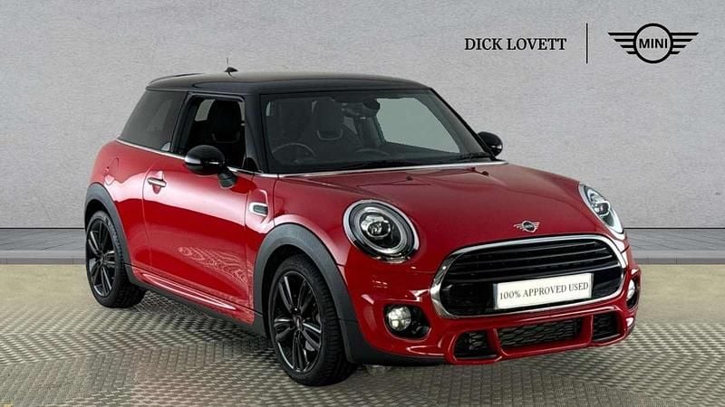 Red Used 2018 Mini Cooper Hatch Hatchback | £15,950 (A bit pricey) - Image 1/4