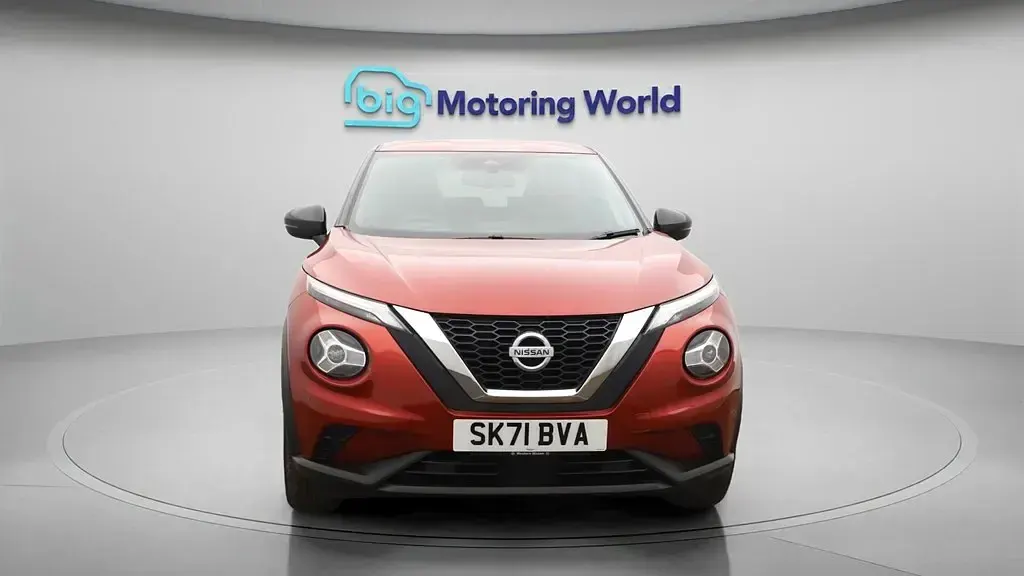 Second-hand Nissan Juke N-Connecta 114 CP (83 kW) 2021 Roșu SUV