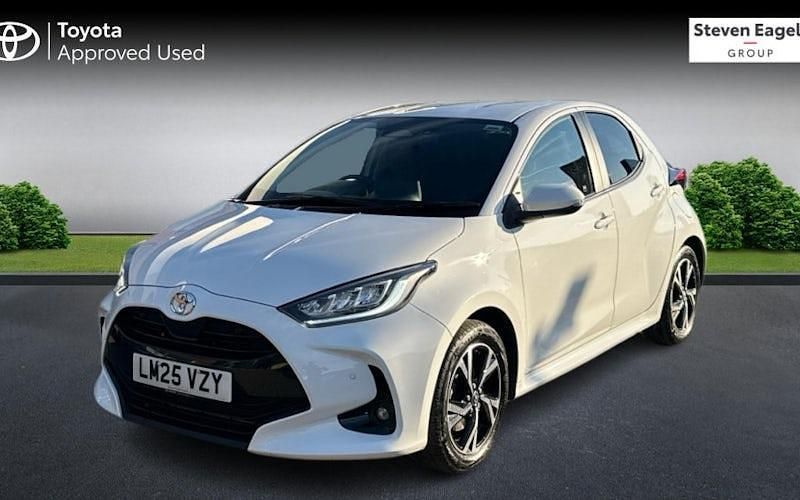 Used Toyota Yaris Hybrid Design 116 HP (85 kW) 2025 Hatchback