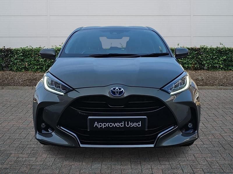 Used Toyota Yaris Hybrid 2023 Bronze Hatchback