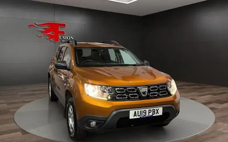 Used Dacia Duster Essentiel 116 HP (85 kW) 2019 Orange SUV