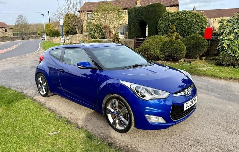 Used Hyundai Veloster Sport 140 HP (102 kW) 2012 Blue Hatchback