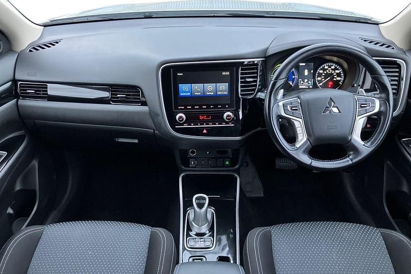 Used Mitsubishi Outlander P-HEV 2020 Silver SUV