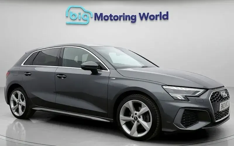 Used Audi A3 Sportback e-tron S-Line 204 HP (150 kW) 2021 Hatchback
