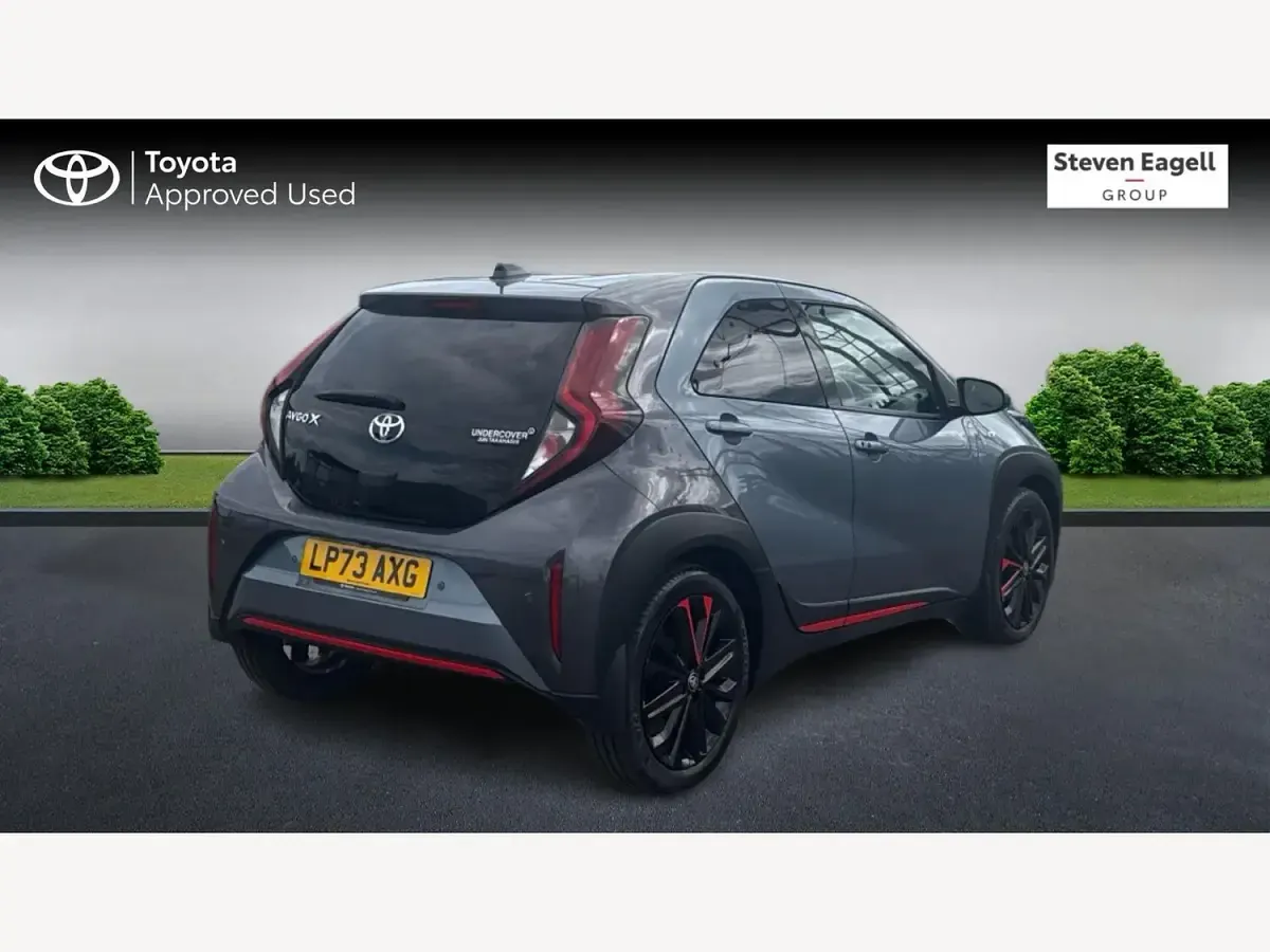 Used Toyota Aygo X 72 HP (52 kW) 2023 Grey SUV