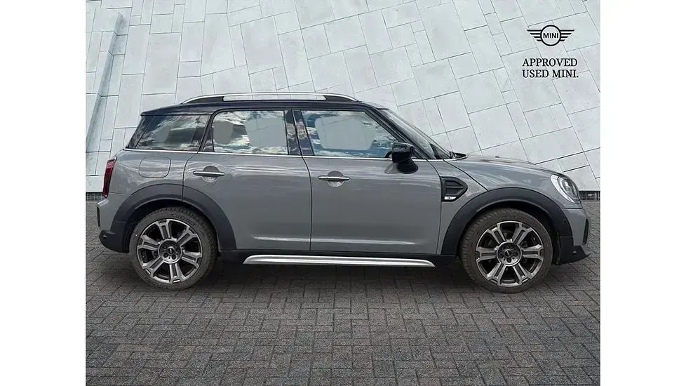 Used Mini Cooper Countryman Exclusive 134 HP (98 kW) 2022 Grey SUV
