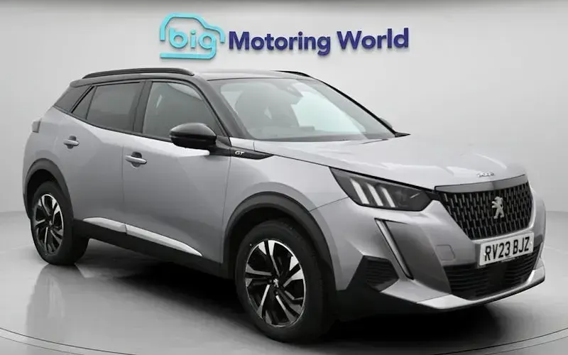 Used Peugeot 2008 GT 131 HP (96 kW) 2023 SUV