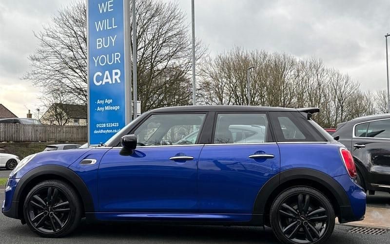 Used Mini Cooper Hatch 136 HP (100 kW) 2020 Hatchback